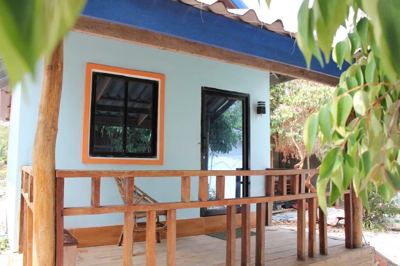 The Big Easy Koh Rong Samloem Hostel Koh Rong Sanloem Exterior photo